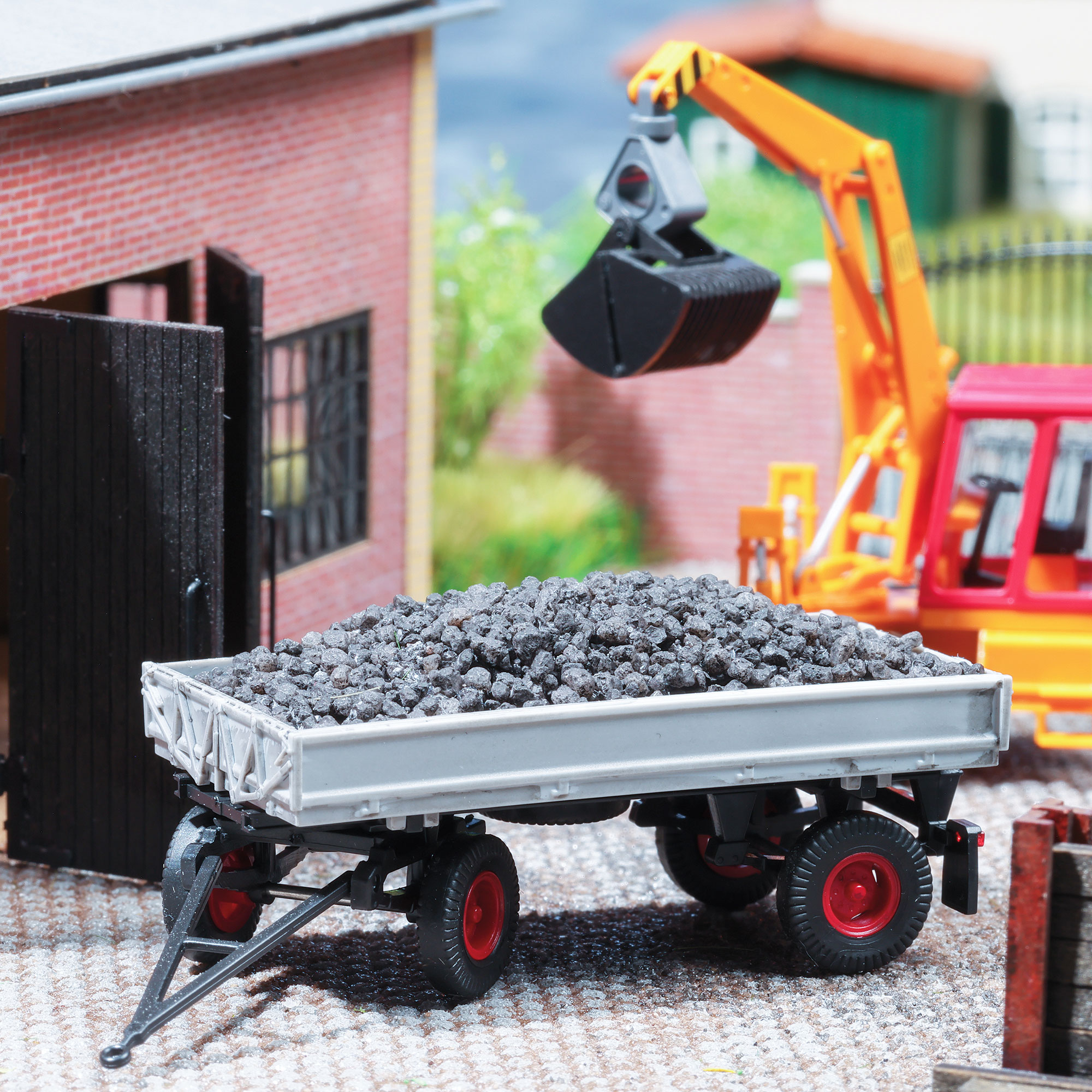 Kohlebunker mit Anhänger