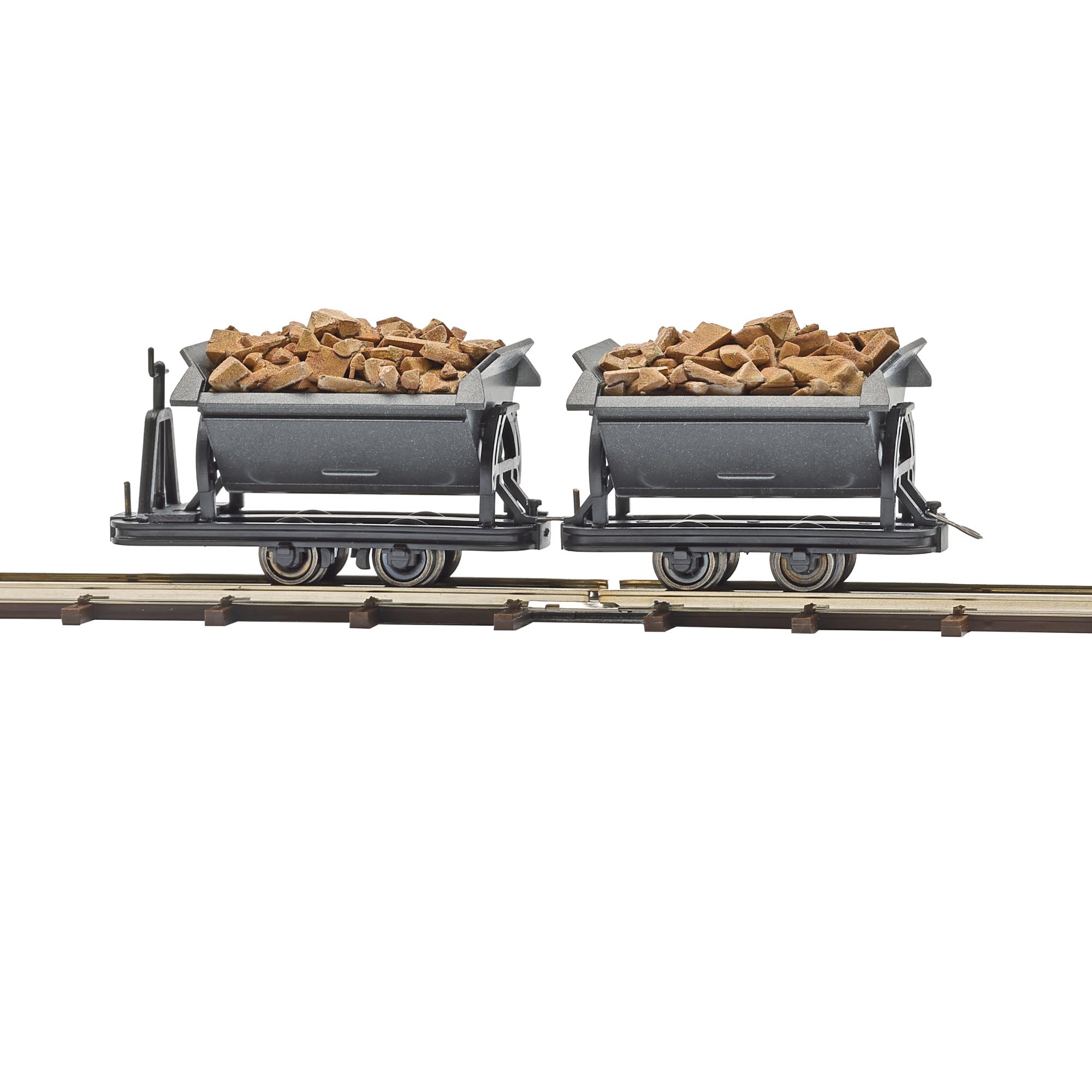 Zwei Kipploren mit Spaltholz