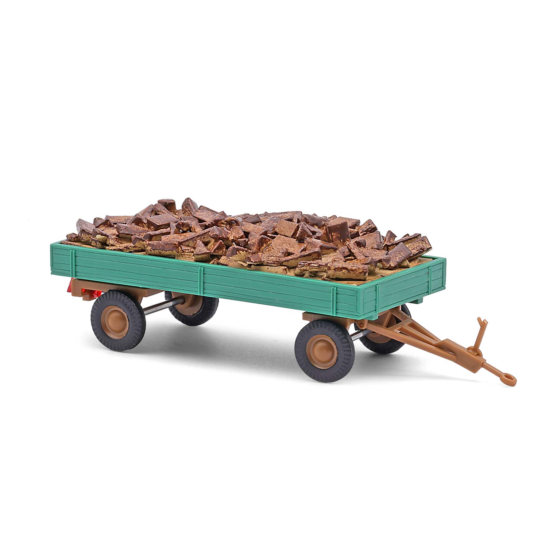 Gummianhänger mit Holzscheite