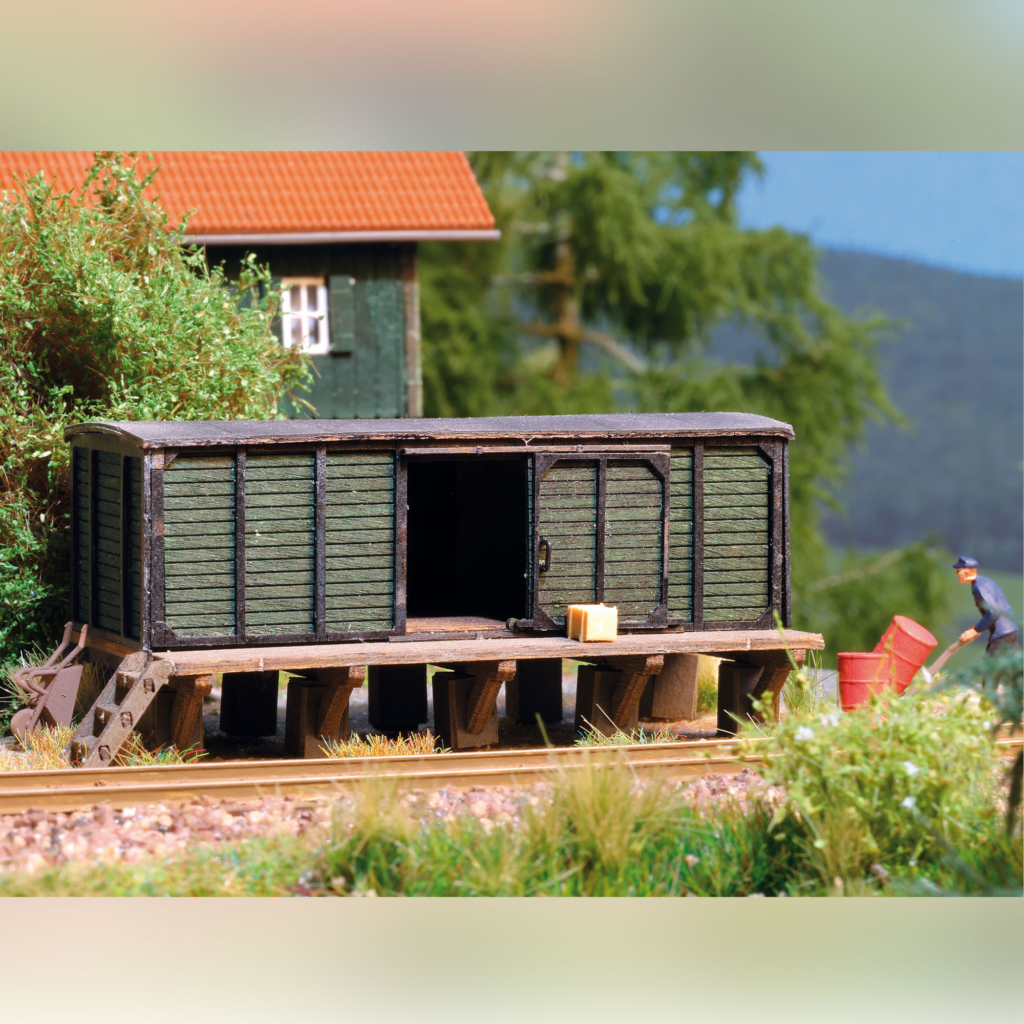 Behelfsschuppen mit Rampe