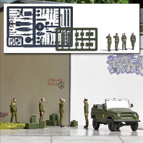 -4001738019360-4 NVA Soldaten